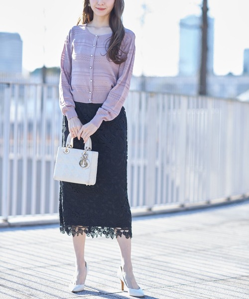 tocco closet（トッコ　クローゼット）の「パールボタン透かし編みボーダーカーディガン（カーディガン/ボレロ・レディース・オフホワイト/ピンクベージュ・M）」の5枚目の写真