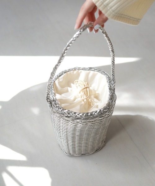 Bab（バブ）の「シルバーカラーカゴバッグ（かごバッグ・レディース・シルバー・ONESIZE）」の5枚目の写真