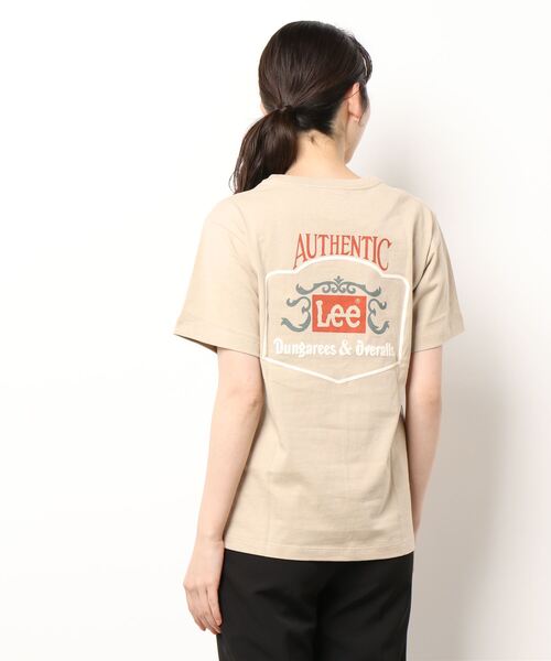 Lee(リー)の「【Lee】バックプリントTシャツ(Tシャツ/カットソー・レディース・ベージュ・M/L)」の3枚目の写真