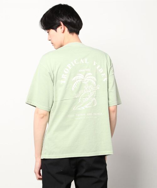 JOHN'S CLOSET(ジョンズクローゼット)の「【13】ピグメント加工バックプリントTシャツ(Tシャツ/カットソー・メンズ・チャコールグレー/グレイッシュベージュ/グリーン/ホワイト・MEDIUM/LARGE)」の19枚目の写真