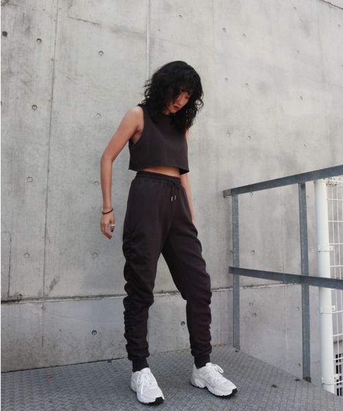 FIG&VIPER（フィグアンドバイパー）の「シャーリングLOGOジョガーライトPT（その他パンツ・レディース・ライトグレー/ピンク/ダークグレー・FREE）」の11枚目の写真