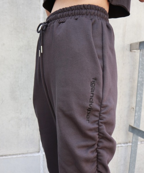 FIG&VIPER（フィグアンドバイパー）の「シャーリングLOGOジョガーライトPT（その他パンツ・レディース・ライトグレー/ピンク/ダークグレー・FREE）」の10枚目の写真