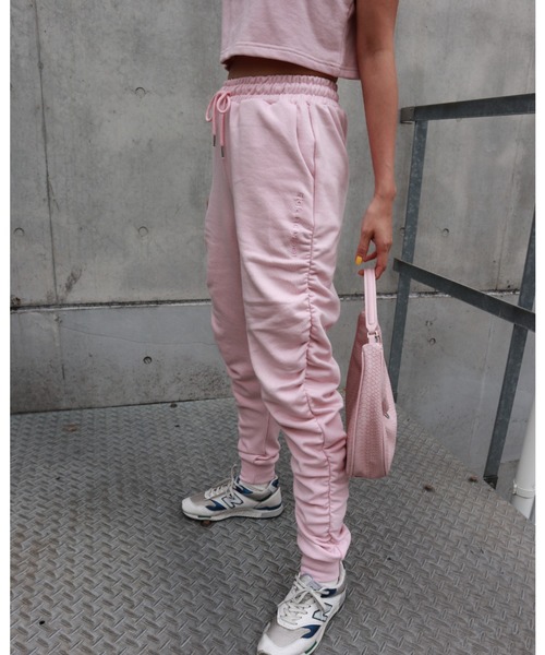 FIG&VIPER（フィグアンドバイパー）の「シャーリングLOGOジョガーライトPT（その他パンツ・レディース・ライトグレー/ピンク/ダークグレー・FREE）」の17枚目の写真