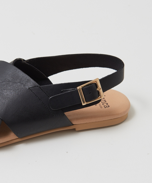 BIANCA（ビアンカ）の「【BIANCA】 レザークロスサンダル（サンダル・レディース・ホワイト/ブラック/キャメル・37/39/38）」の14枚目の写真