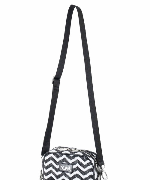 X-girl(エックスガール)の「FAUX LEATHER PIPING SHOULDER BAG/フェイクレザー 2WAYバッグ/ショルダーバッグ(ショルダーバッグ・レディース・ブラック/ベージュ/ブルー・ONE SIZE)」の22枚目の写真