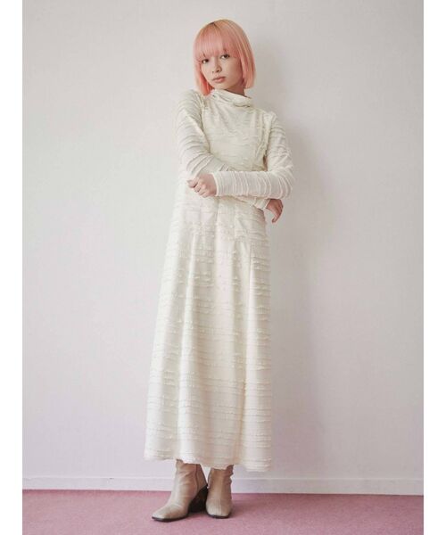 merry jenny（メリージェニー）の「frillyカットロングワンピース（ワンピース・レディース・アイボリー/ブラック・FREE）」の6枚目の写真
