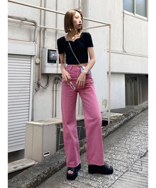 EMODA（エモダ）の「フロントボタンショートリブトップ（Tシャツ/カットソー・レディース・ブルー/ブラック/ホワイト/イエロー・FREE）」の11枚目の写真