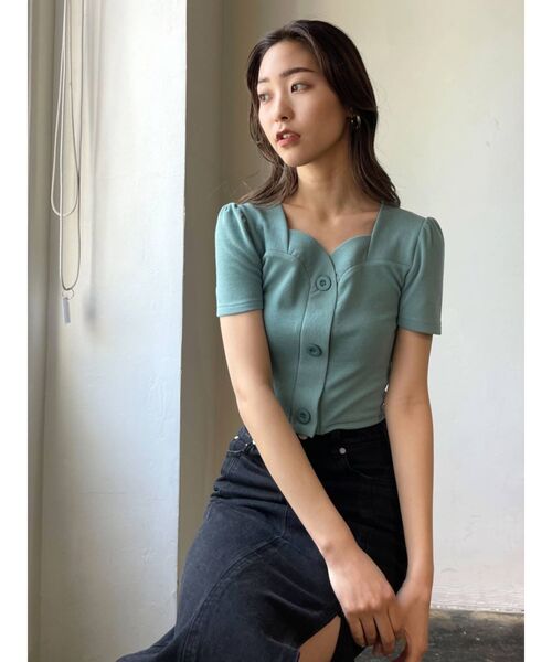 EMODA（エモダ）の「フロントボタンショートリブトップ（Tシャツ/カットソー・レディース・ブルー/ブラック/ホワイト/イエロー・FREE）」の20枚目の写真