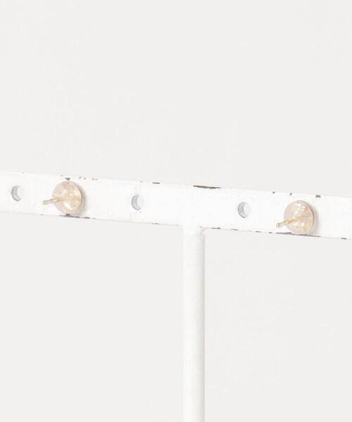 CANAL 4℃(カナルヨンドシー)の「【8月誕生石】K10イエローゴールド ピアス(ピアス(両耳用)・レディース・イエローゴールド・FREE)」の5枚目の写真