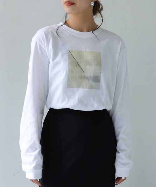 HER CLOSET（ハークローゼット）の「【shemoshelly】WEB限定 5.6オンスパネルニュアンス長袖プリントロンT（Tシャツ/カットソー・レディース・ホワイト/ホワイト×グリーン/ホワイト×イエロー・S/M/L）」の7枚目の写真