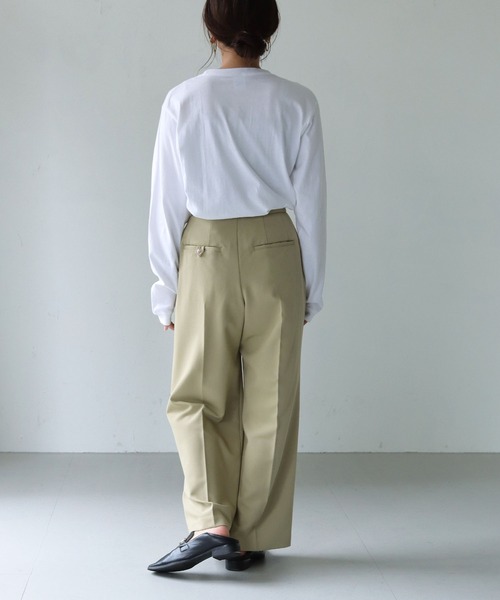 HER CLOSET（ハークローゼット）の「【shemoshelly】WEB限定 5.6オンスパネルニュアンス長袖プリントロンT（Tシャツ/カットソー・レディース・ホワイト/ホワイト×グリーン/ホワイト×イエロー・S/M/L）」の4枚目の写真