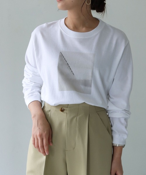 HER CLOSET（ハークローゼット）の「【shemoshelly】WEB限定 5.6オンスパネルニュアンス長袖プリントロンT（Tシャツ/カットソー・レディース・ホワイト/ホワイト×グリーン/ホワイト×イエロー・S/M/L）」の11枚目の写真