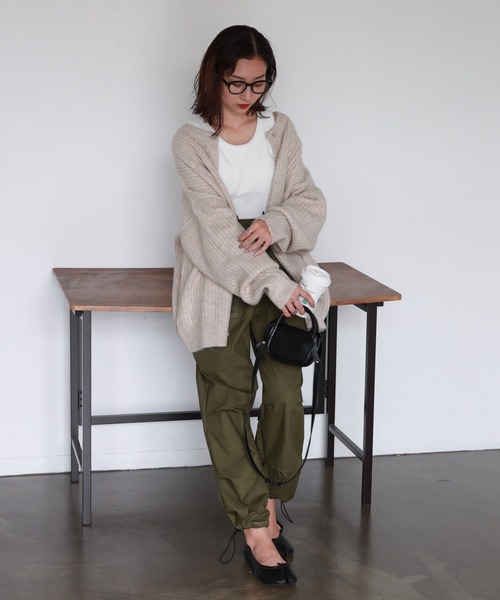 feepur（フェピュール）の「【ハンドウォッシャブル】2wayリブニットカーディガン（カーディガン/ボレロ・レディース・ブラック/ピンク/グリーン/グレー/オフホワイト/ブルー/ワインレッド/グリーン系その他・MEDIUM）」の14枚目の写真