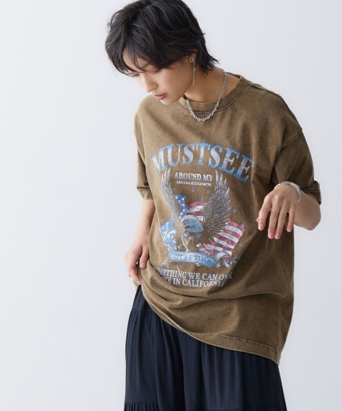 GEVS.(ジェイヴィス)の「<大きいサイズ> 綿100%ヴィンテージ風グラフィックプリントTシャツ GEVS.(Tシャツ/カットソー・レディース・モカ/チャコール・LL/3L/L/5L/4L)」の13枚目の写真