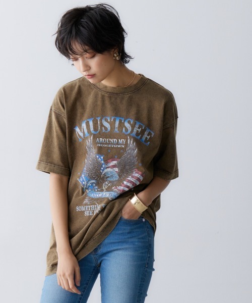 GEVS.(ジェイヴィス)の「<大きいサイズ> 綿100%ヴィンテージ風グラフィックプリントTシャツ GEVS.(Tシャツ/カットソー・レディース・モカ/チャコール・LL/3L/L/5L/4L)」の7枚目の写真