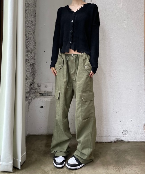 Mela(メラ)の「BIG POCKET CARGO PT(カーゴパンツ・レディース・ベージュ/ブラック/カーキ・S/M/L)」の4枚目の写真