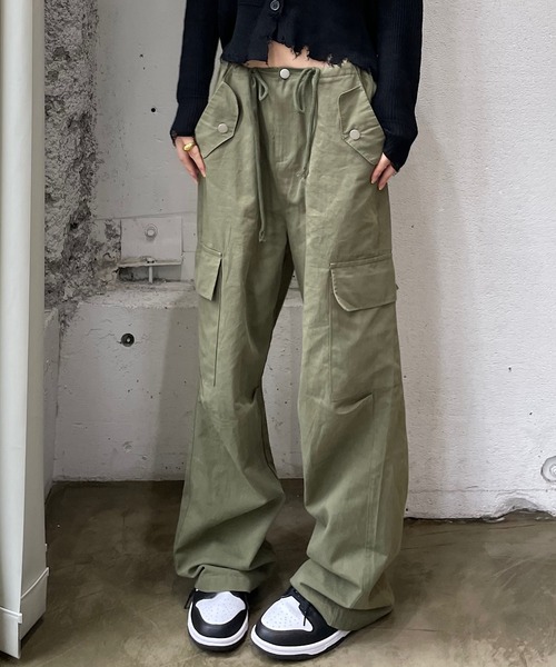 Mela(メラ)の「BIG POCKET CARGO PT(カーゴパンツ・レディース・ベージュ/ブラック/カーキ・S/M/L)」の5枚目の写真