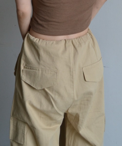 Mela(メラ)の「BIG POCKET CARGO PT(カーゴパンツ・レディース・ベージュ/ブラック/カーキ・S/M/L)」の8枚目の写真