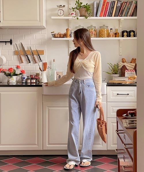 SONA（ソナ）の「SONYUNARA ツイストシースルークロップニット（ニット/セーター・レディース・スカイブルー/ブラック/イエロー/アイボリー・FREE）」の18枚目の写真