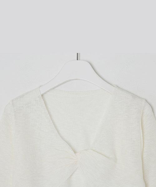 SONA（ソナ）の「SONYUNARA ツイストシースルークロップニット（ニット/セーター・レディース・スカイブルー/ブラック/イエロー/アイボリー・FREE）」の7枚目の写真