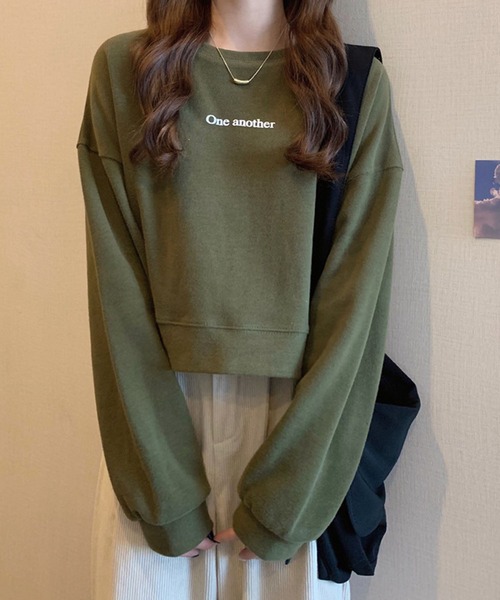 Girly Doll（ガーリードール）の「オーバーサイズプチロゴトレーナー（スウェット・レディース・ホワイト/ネイビー/ブラウン/グレー/カーキ/アイボリー・FREE）」の16枚目の写真