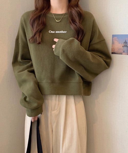 Girly Doll（ガーリードール）の「オーバーサイズプチロゴトレーナー（スウェット・レディース・ホワイト/ネイビー/ブラウン/グレー/カーキ/アイボリー・FREE）」の22枚目の写真