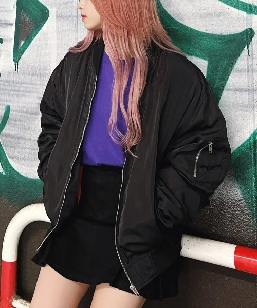 Figments（フィグメンツ）の「オーバーボンバージャケット（MA-1・レディース・ブラック/グレー/カーキ・LARGE/X-LARGE）」の2枚目の写真