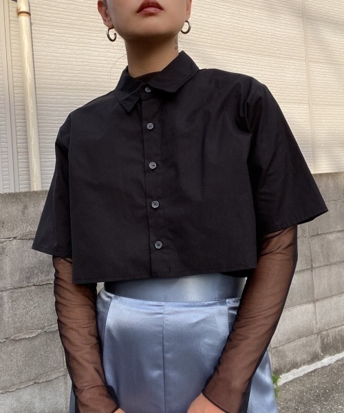 AMAIL(アマイル)の「Cropd lobo shirt(シャツ/ブラウス・レディース・ホワイト/ブラック/ブルー・FREE)」の2枚目の写真