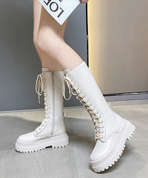 Nia（ニア）の「Nia(ニア)/ボリューム レースアップ ロングブーツ（ブーツ・レディース・ホワイト/ブラック・40/38/36）」の14枚目の写真