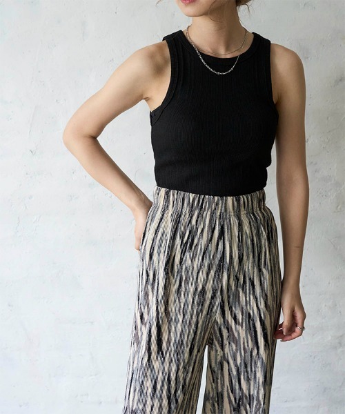Flugge(フラッジー)の「american sleeve tanktop/アメリカンスリーブタンクトップ(タンクトップ・レディース・ホワイト/ブラック/グレイッシュブルー・FREE)」の5枚目の写真