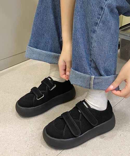 Vipoa（ヴィポア）の「コーデュロイベルクロスニーカー（スニーカー・レディース・ブラウン/ブラック・SMALL/MEDIUM/LARGE）」の8枚目の写真