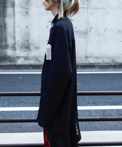 AFYF（エーエフワイエフ）の「DARK BEAR ICON SHIRT with TIE/ダークベア イコンシャツ ネクタイ付き（シャツ/ブラウス・メンズ・ホワイト系その他/ホワイト系その他3/ブラック系その他4/ホワイト系その他5/ブラック系その他2/ホワイト系その他2/ホワイト系その他4/ブラック系その他/ブラック系その他3/ブラック系その他5/ブラック系その他6/ホワイト系その他6/ホワイト系その他7/ホワイト系/ブラック系その他7/ブラック系/ホワイト系1・FREE）」の19枚目の写真