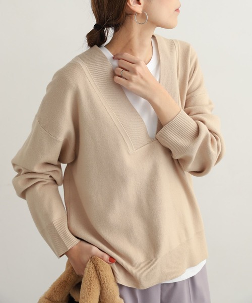 AMOMENTO ベージュ Vネックセーター ニット AMOMENTO ベージュ Vネックセーター ニット