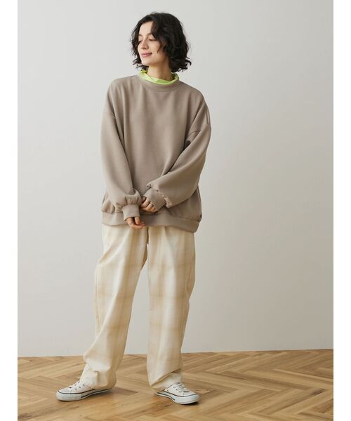 CRAFT STANDARD BOUTIQUE(クラフトスタンダードブティック)の「ダンボールBIGプルオーバー(Tシャツ/カットソー・レディース・チャコールグレー/ブラック/アイボリー/グレイッシュベージュ・FREE)」の13枚目の写真