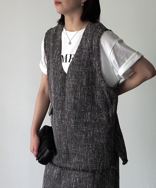 Riberry（リベリー）の「【セットアップ可】Vネックツイードベスト（ベスト・レディース・ブラック/アイボリー/ダークブラック・FREE）」の7枚目の写真