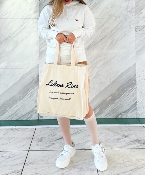 Ober Tashe(オーバータッシェ)の「リリアンリーナトートバッグ(トートバッグ・レディース・ブラック/ブルー/ピンク系/ベージュ・FREE)」の13枚目の写真