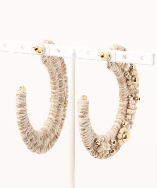 チャイハネ（チャイハネ）の「【チャイハネ】ライリフープピアス（ピアス（両耳用）・レディース・カーキ/ナチュラル・FREE）」の4枚目の写真