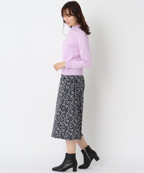 LAURA ASHLEY(ローラアシュレイ)の「【洗える】エルジン柄マットジャージスカート(スカート・レディース・ネイビー系6・40/38)」の6枚目の写真