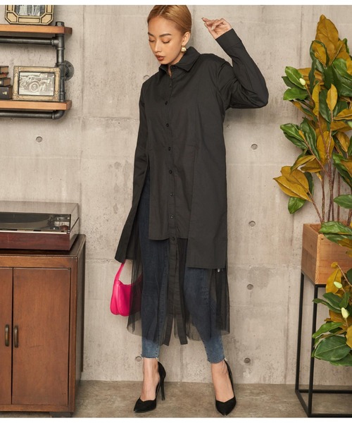 LATINA（ラティーナ）の「レイヤード風チュールヘムロングシャツ（シャツ/ブラウス・レディース・ブラック/ホワイト・FREE）」の8枚目の写真