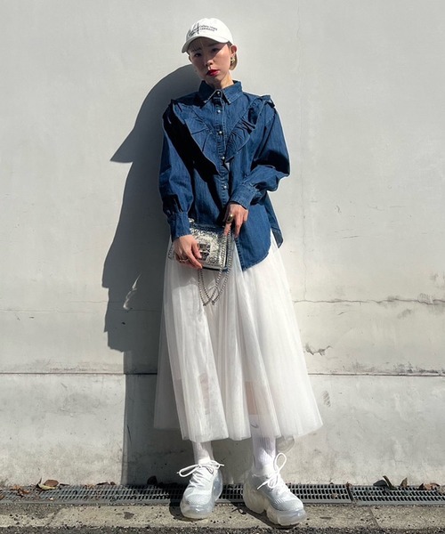 Narcissus(ナルシス)の「【Narcissus】デニムフリルシャツ(シャツ/ブラウス・レディース・ダークブルー/ライトブルー・FREE)」の16枚目の写真