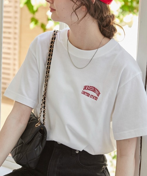 ANGIE(アンジー)の「ワンポイント 刺繍 ロゴ Tシャツ(半袖)(Tシャツ/カットソー・レディース・ネイビー/ロイヤルブルー/ホワイト/ブラック/ライトピンク/レッド/ホワイト×レッド/ホワイト系その他・X-LARGE/MEDIUM/LARGE/SMALL)」の22枚目の写真