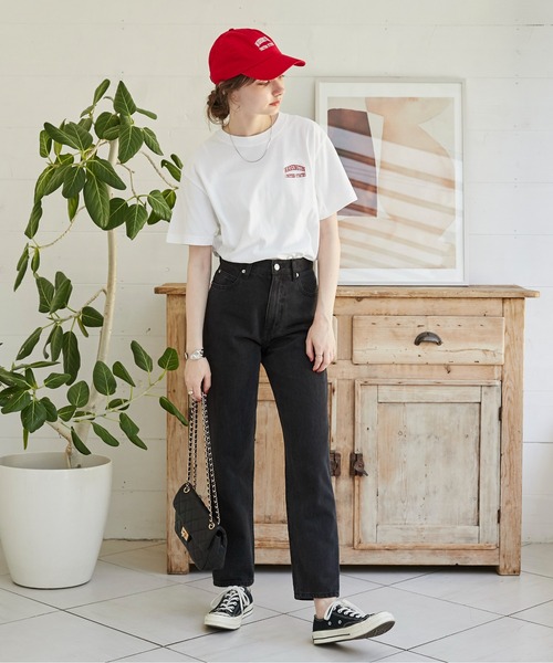 ANGIE（アンジー）の「ワンポイント 刺繍 ロゴ Tシャツ（半袖）（Tシャツ/カットソー・レディース・ネイビー/ロイヤルブルー/ホワイト/ブラック/ライトピンク/レッド/ホワイト×レッド/ホワイト系その他・X-LARGE/MEDIUM/LARGE/SMALL）」の13枚目の写真