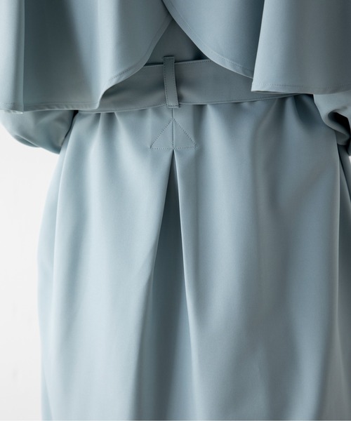 MILLION CARATS（ミリオンカラッツ）の「ケープライクワンピースコート（トレンチコート・レディース・ブルー/オフホワイト・FREE）」の8枚目の写真