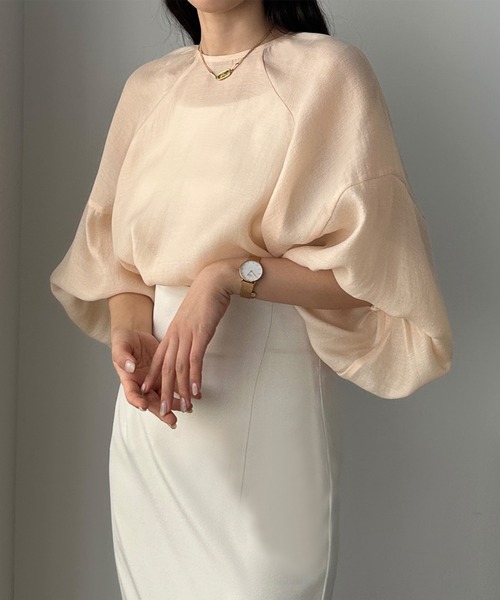 Louere（ルエレ）の「ラグランボリュームスリーブシアートップス（シャツ/ブラウス・レディース・アイボリー/ブラック/モカ/グレー/ピンクベージュ・SMALL/MEDIUM/LARGE/X-LARGE）」の7枚目の写真