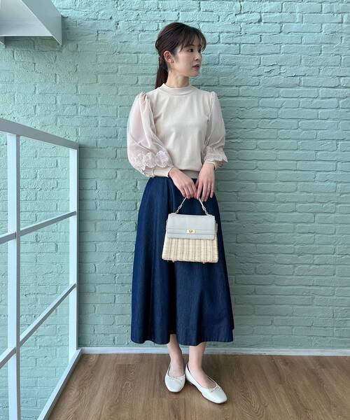 couture brooch（クチュールブローチ）の「◆【袖コンシャスな愛されトップス】チュールレース袖ニット（ニット/セーター・レディース・ベビーピンク/ブラック/アイボリー・38/42）」の7枚目の写真