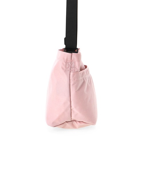 Manhattan Portage(マンハッタンポーテージ)の「Tulip Shoulder Bag Blossom(ショルダーバッグ・レディース・ライトピンク/アイボリー/セージグリーン・X-SMALL)」の4枚目の写真