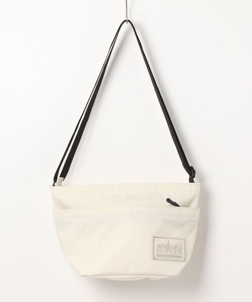 Manhattan Portage(マンハッタンポーテージ)の「Tulip Shoulder Bag Blossom(ショルダーバッグ・レディース・ライトピンク/アイボリー/セージグリーン・X-SMALL)」の16枚目の写真