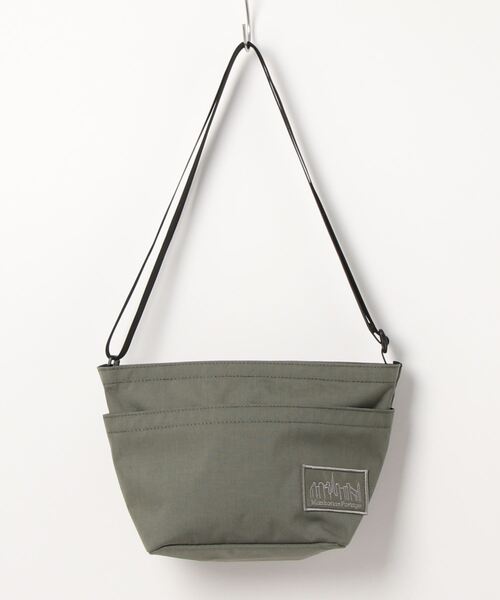 Manhattan Portage(マンハッタンポーテージ)の「Tulip Shoulder Bag Blossom(ショルダーバッグ・レディース・ライトピンク/アイボリー/セージグリーン・X-SMALL)」の17枚目の写真