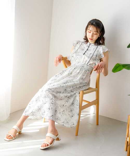 セオリー　ヘムフラワープリントワンピース　花柄　ボタニカル　総柄　変形ヘム セオリー ヘムフラワープリントワンピース 花柄 ボタニカル 総柄