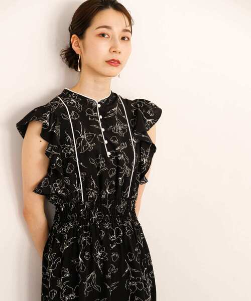 HEYUMM(ヘユム)の「フラワープリントフリルワンピース(ワンピース・レディース・ホワイト系その他/ブラック系その他・ONE/S)」の12枚目の写真